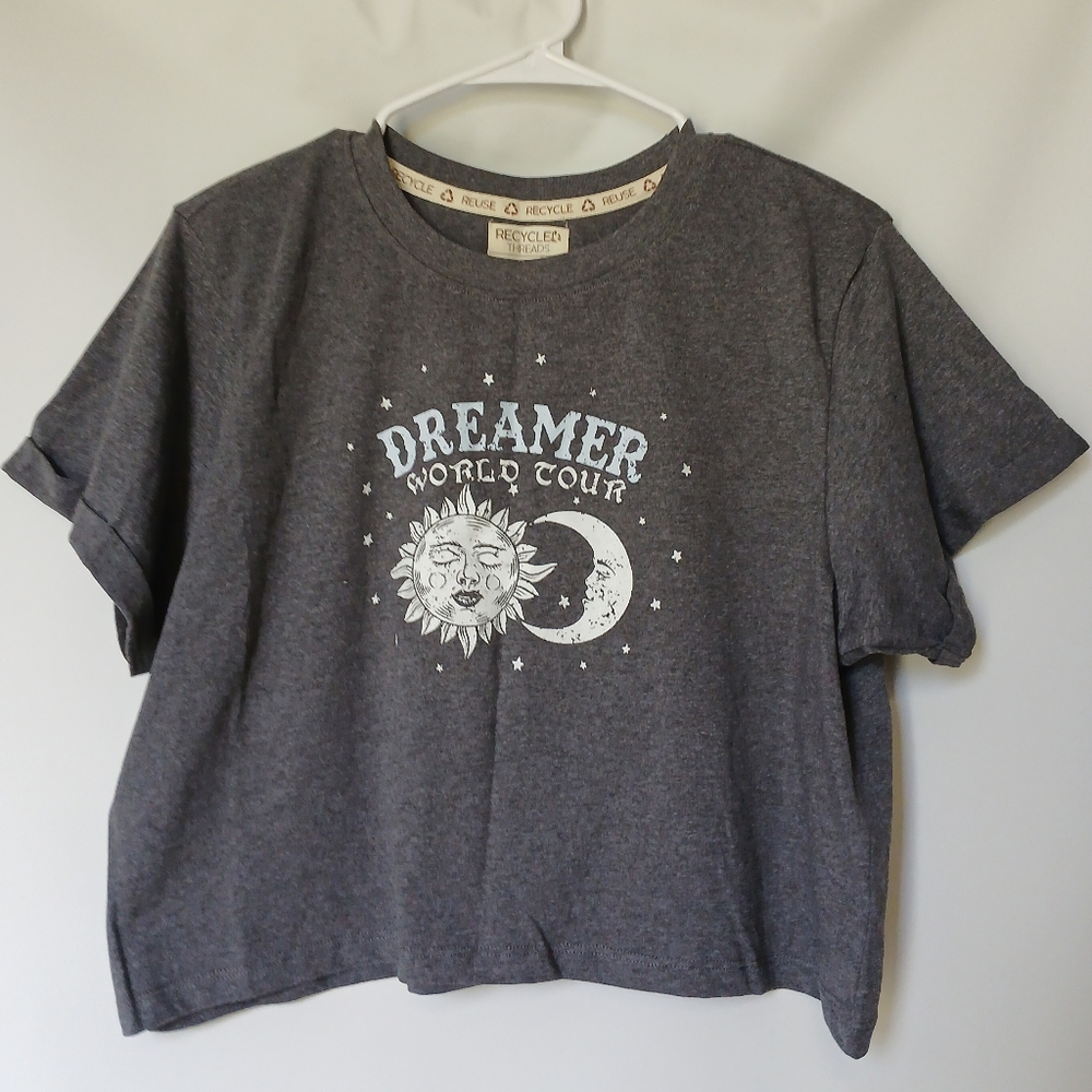 Recycle Threads Cropped Tee Dreamer World Tour Size L Color Gray